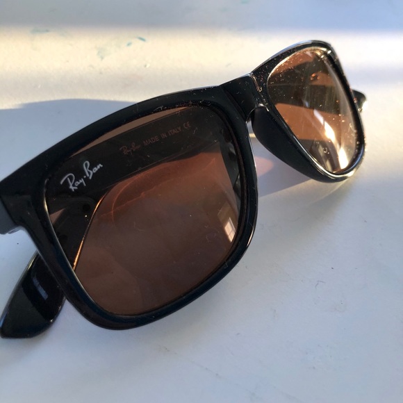 Never worn!! Ray-Ban sunglasses 🤩 - Picture 3 of 7